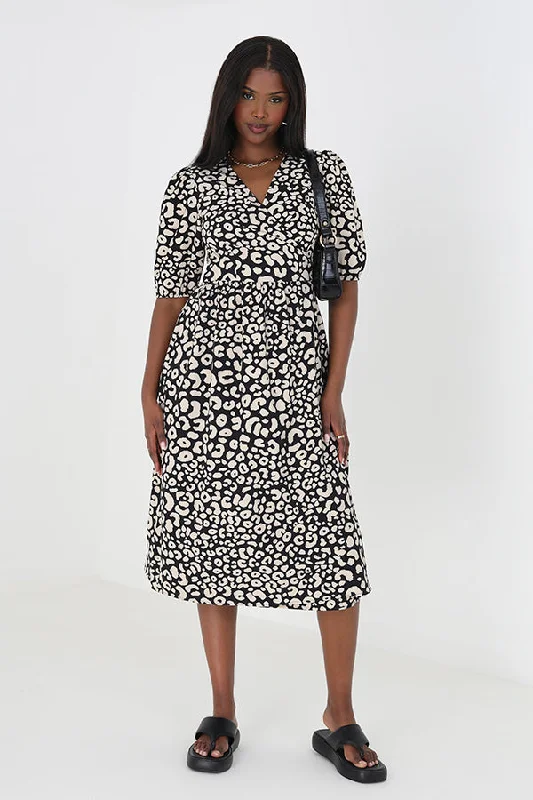 ANIMAL PRINT MIDI WRAP DRESS WITH THREE QUARTER SLEEVES Fall midi dresses