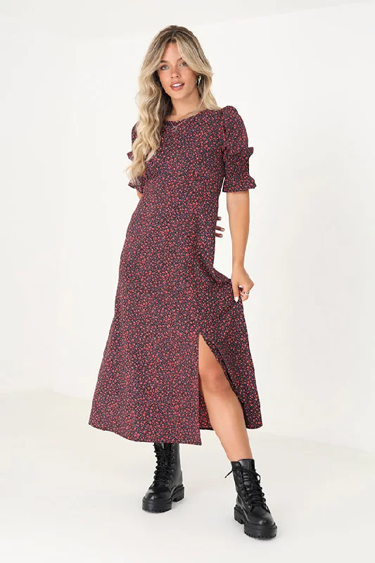FLORAL MIDI DRESS WITH SHIRRED DETAIL QUARTER SLEEVES Halter midi dresses