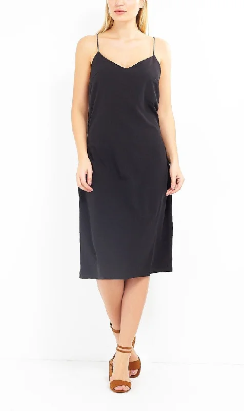 MIDI LENGTH LITTLE BLACK STRAPPY SLIP DRESS Zara midi dresses