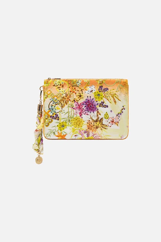 SCARF CLUTCH HOW DOES YOUR GARDEN GROW Pastel unclassified dresses