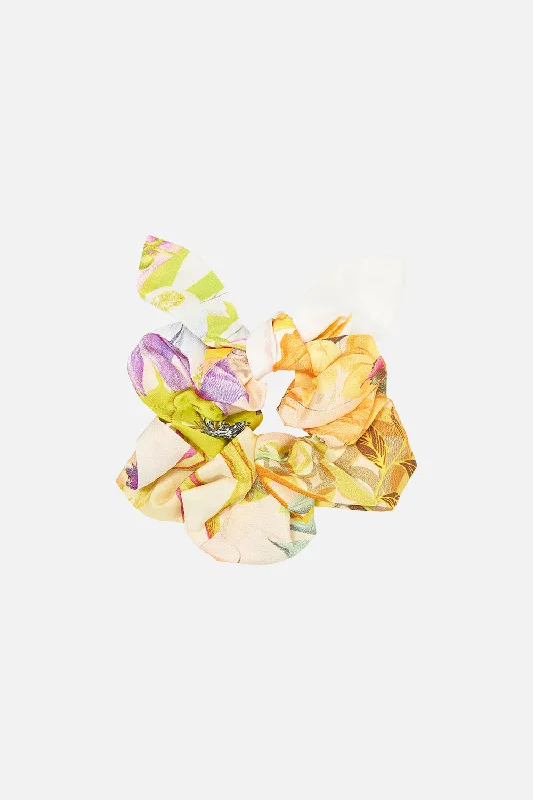 SCRUNCHIE HOW DOES YOUR GARDEN GROW Ruffled unclassified dresses