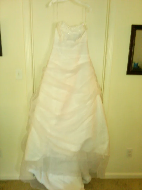 David's Bridal L9479white Petite unclassified dresses