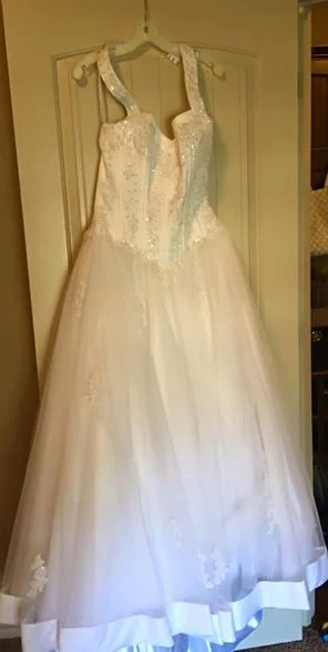 David's Bridal Michaelangelo Halter Sweetheart Vacation unclassified dresses