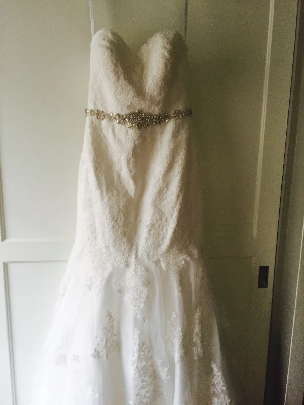 David's Bridal Not sure Petite unclassified dresses