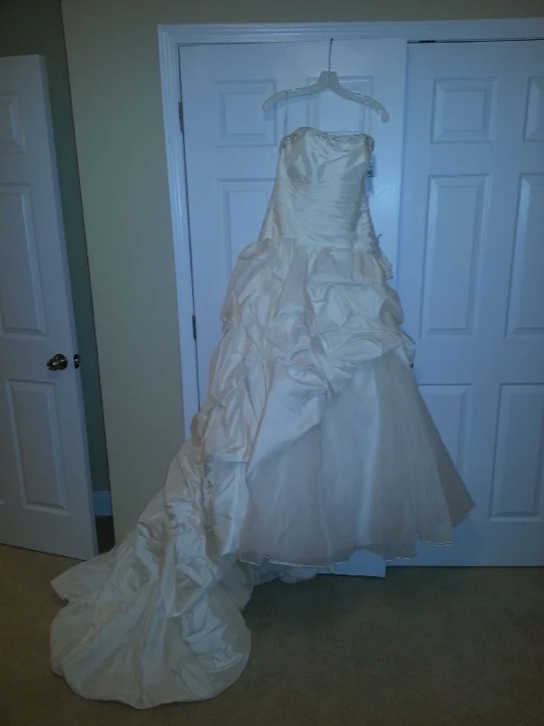 David's Bridal Strapless Taffeta Fit Halter unclassified dresses