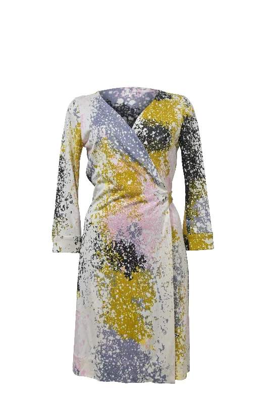 Diane Von Furstenberg Paint Splatter Print Wrap Dress in Multicolor Silk Soft fabric unclassified dresses