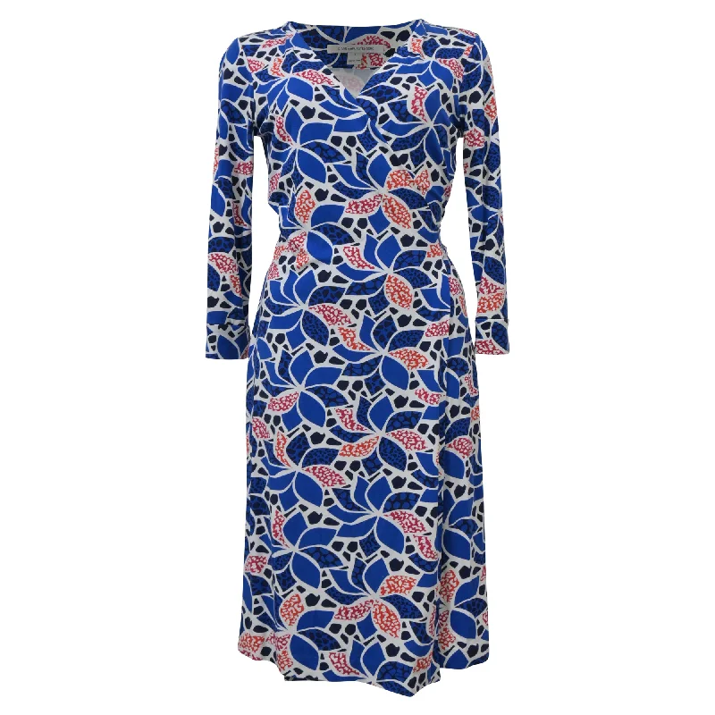 Diane Von Furstenberg Printed Wrap Dress in Blue Viscose Popular unclassified dresses