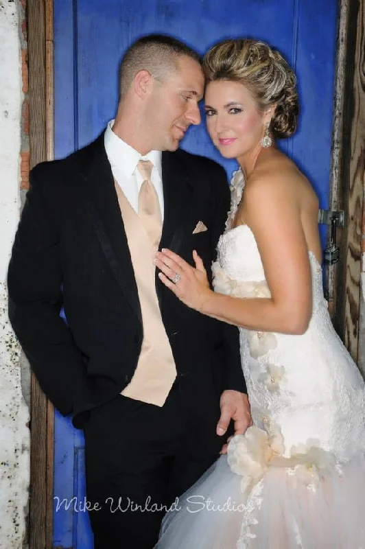Lazaro 3259X Mesh unclassified dresses