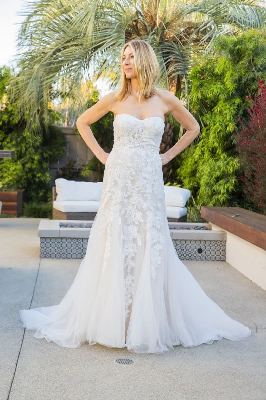 David's Bridal Mermaid Casual chic unclassified dresses