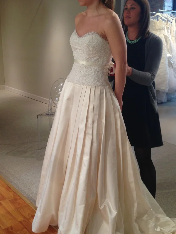 Other N/A Flowy unclassified dresses