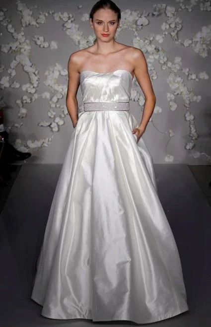 Other Tara Keely 2002 Off-shoulder unclassified dresses