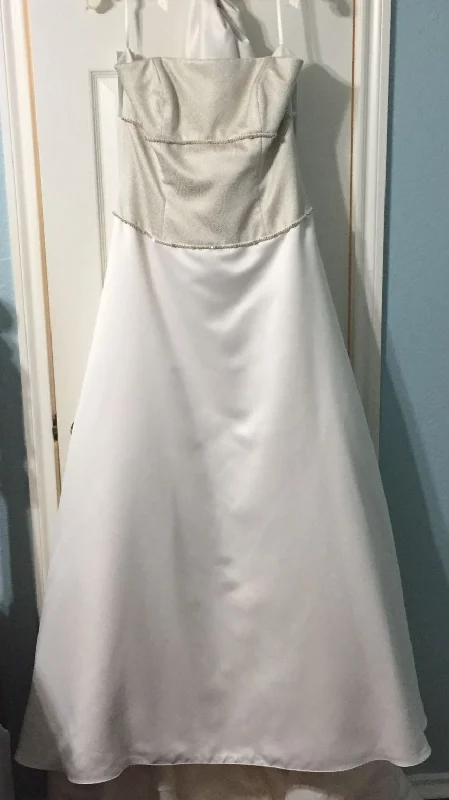 Paloma Blanca 3451 Printed unclassified dresses