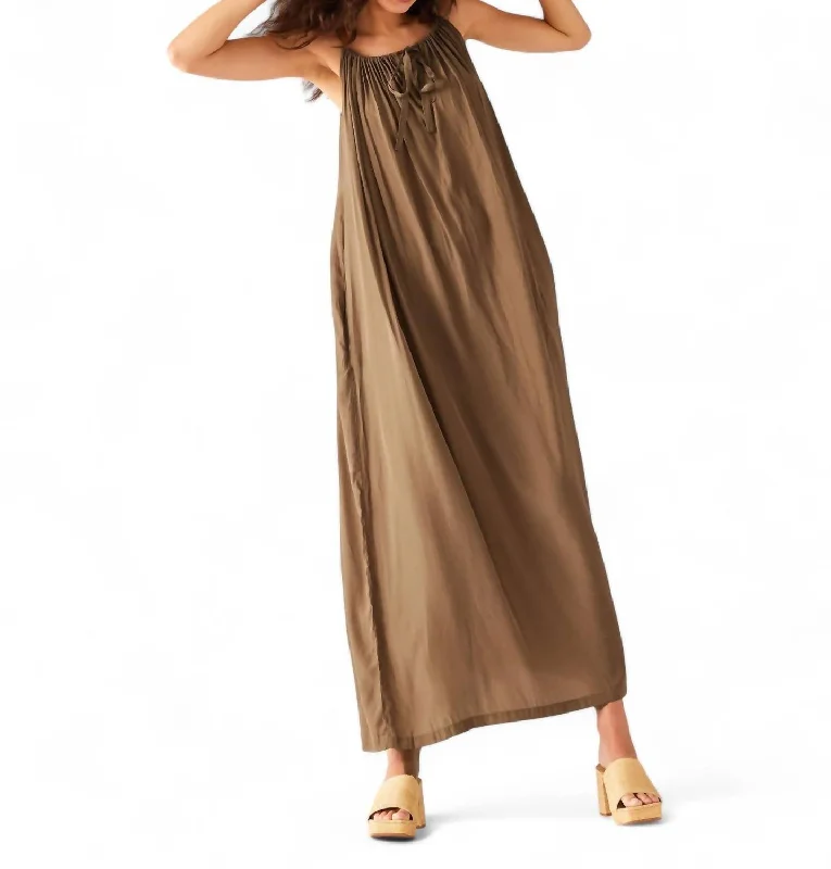 Patio Dress In Brown Lightweight unclassified dresses