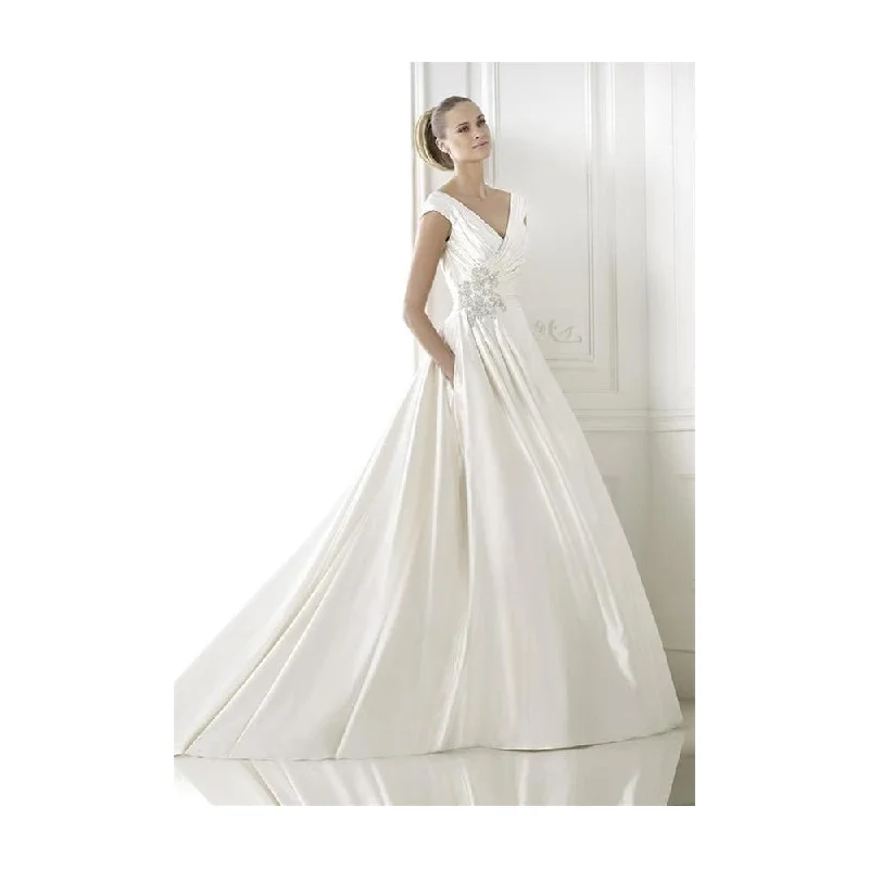 Pronovias Blithe (2015 Collection) Anniversary unclassified dresses
