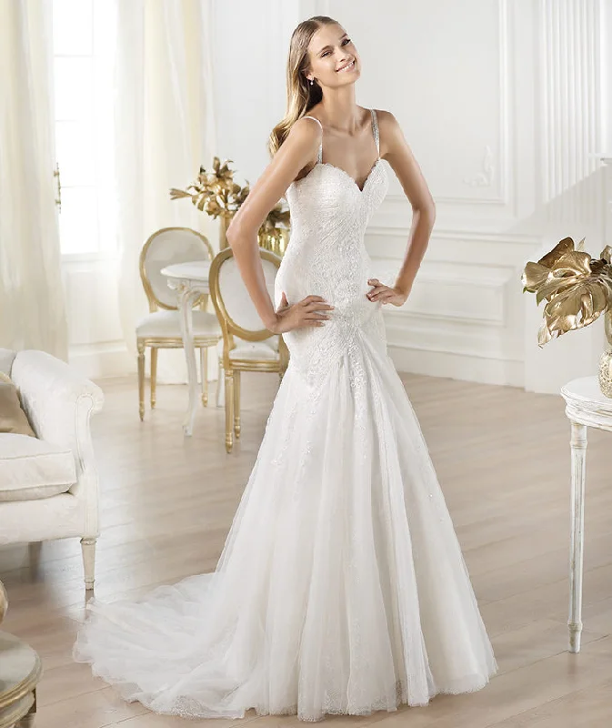 Pronovias Lary One-shoulder unclassified dresses