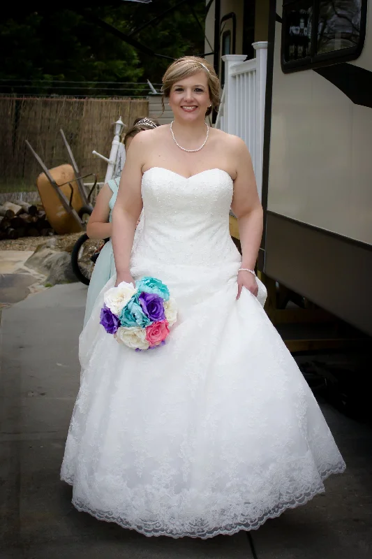 David's Bridal Jewel/WG3841 Beaded unclassified dresses
