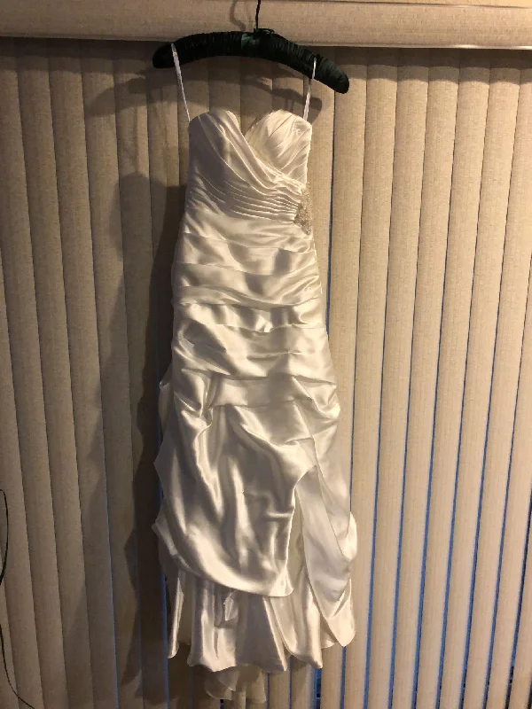 David's Bridal n/a Ruched unclassified dresses