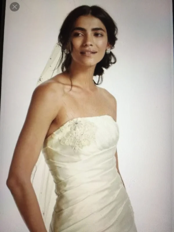 David's Bridal OP1255 Minimalist unclassified dresses