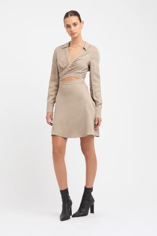Valencia Tie Dress Long unclassified dresses